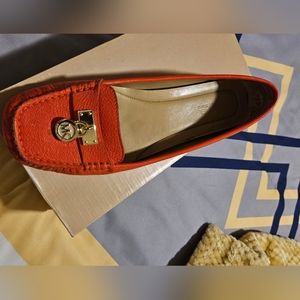MK loafer